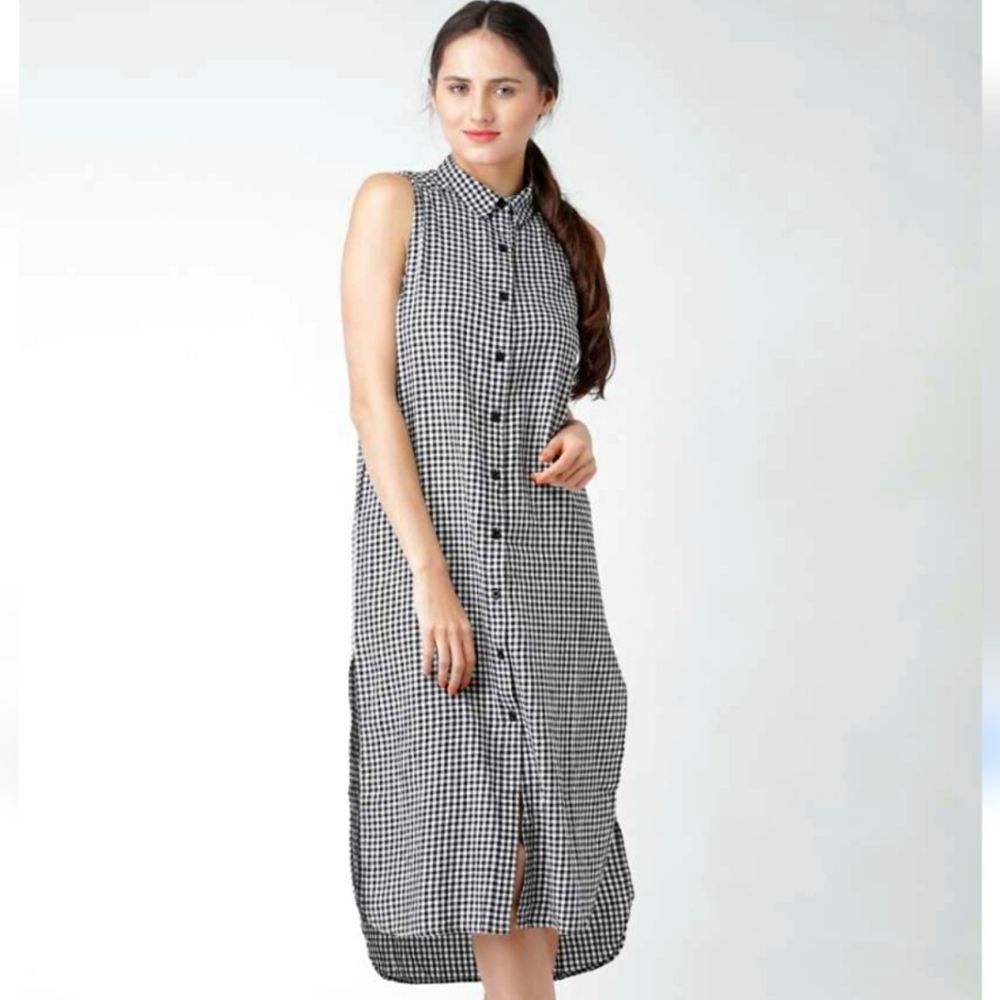 Black and white button dress collared checkered plaid duster